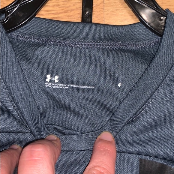 NWT Under Armour 3 piece set (2 Shirts, 1 Shorts) - Picture 6 of 14